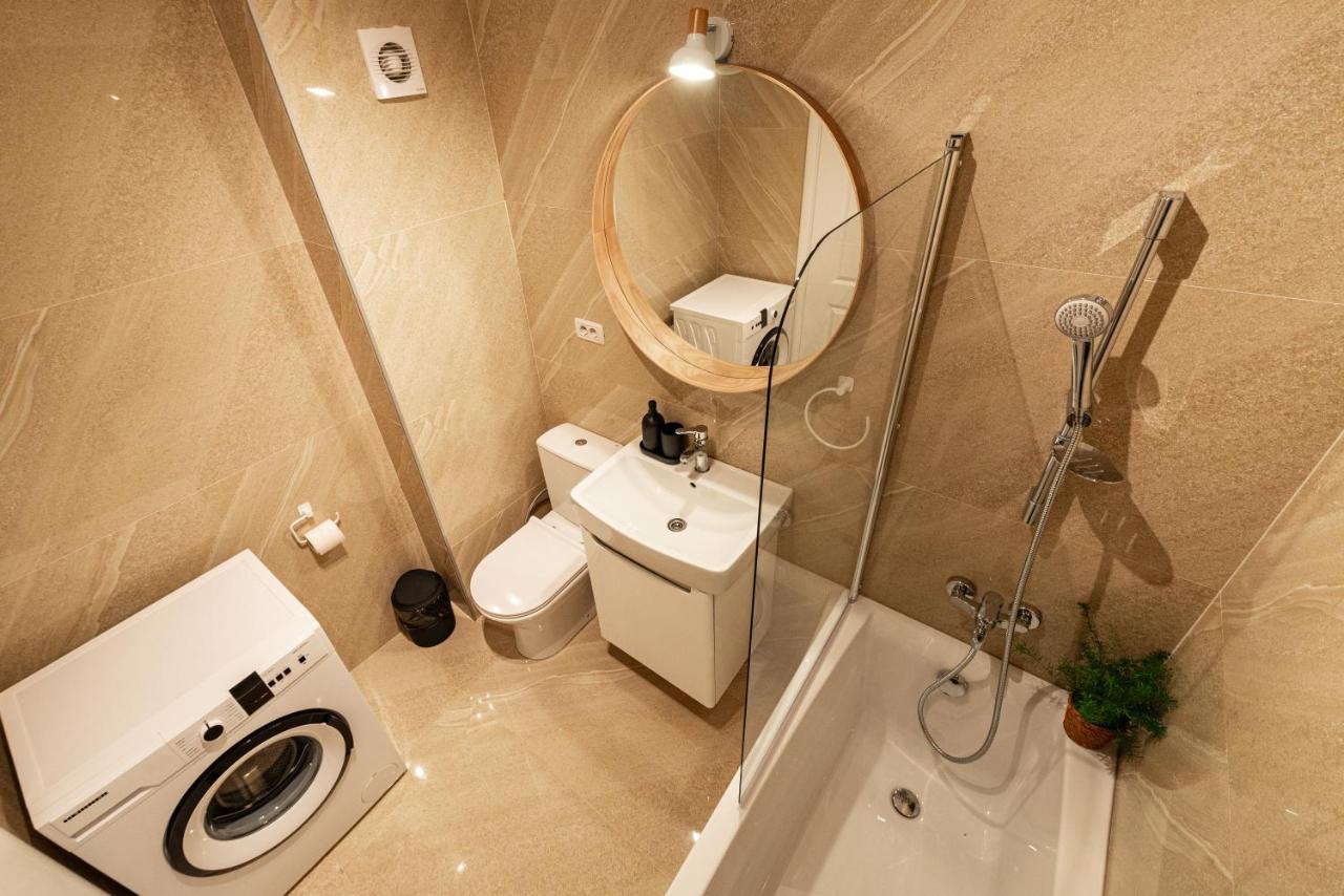 Central Spacious Apartment 506 Bucharest Exterior photo